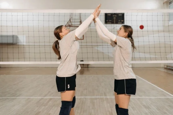 volleyball team celebration
